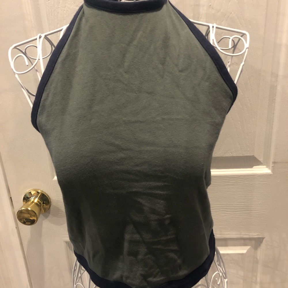 AE Halter Top M - Picture 2 of 7